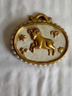 Thun Bozen Italy Ceramic Aries Zodiac Wall Plaque Ram Gold White